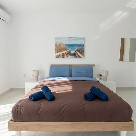 A26 - 5 Mins Walk To Valletta Ferry - Shopping Mall And Bay By Quicktrips * Sliema