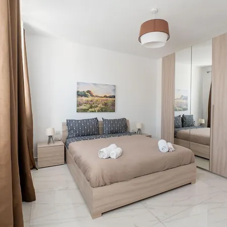 A26 - 5 Mins Walk To Valletta Ferry - Shopping Mall And Bay By Quicktrips * Sliema