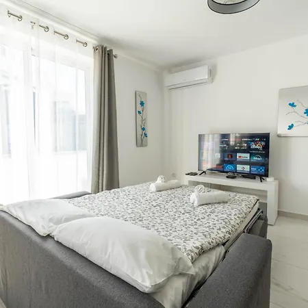 A26 - 5 Mins Walk To Valletta Ferry - Shopping Mall And Bay By Quicktrips * Sliema